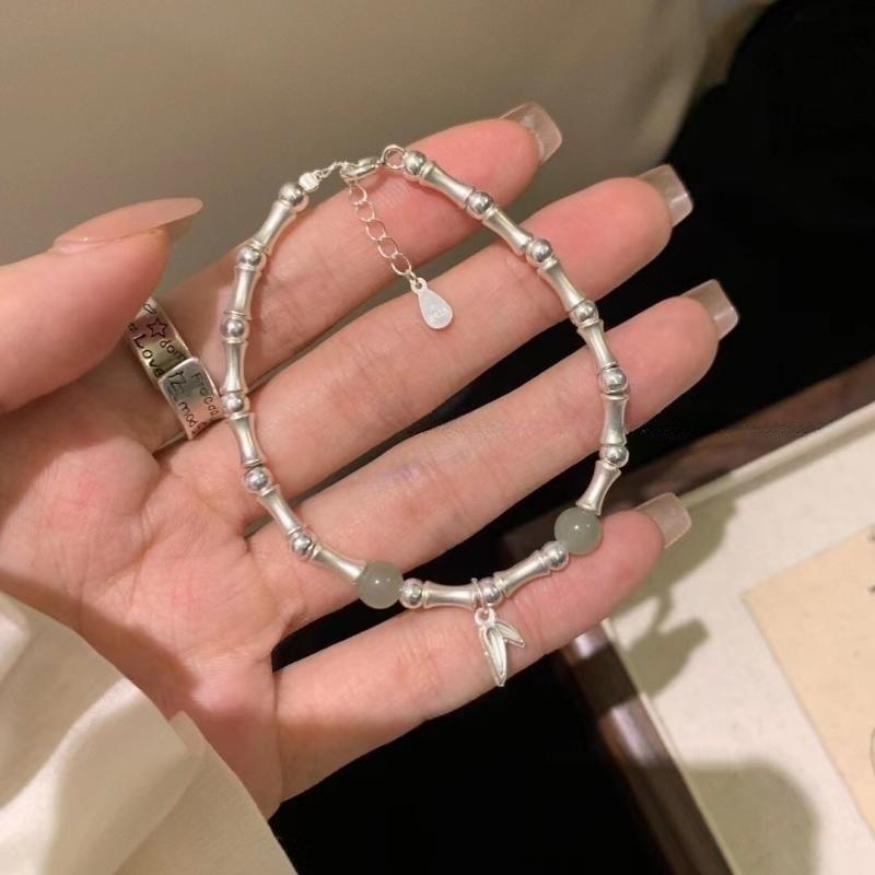 

Новый античный бамбуковый браслет в китайском стиле, нефритовый Хотан, нежный темпераментный дизайн, регулируемый браслет с антикварными серебряными монетами