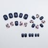 Europäischer Trend: Blau-Weiße Porzellan-Nagelsticker – Frisches Fünfblättriges Blumen-Design