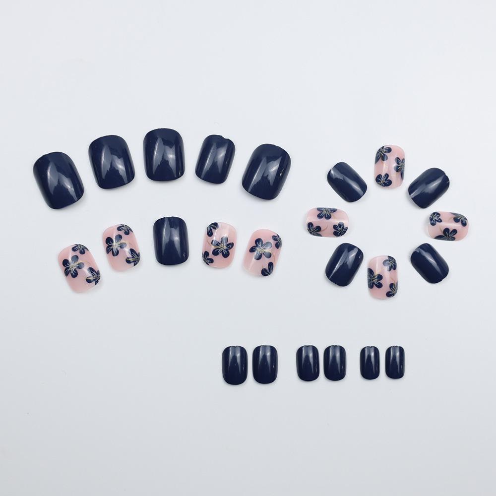 Europäischer Trend: Blau-Weiße Porzellan-Nagelsticker – Frisches Fünfblättriges Blumen-Design