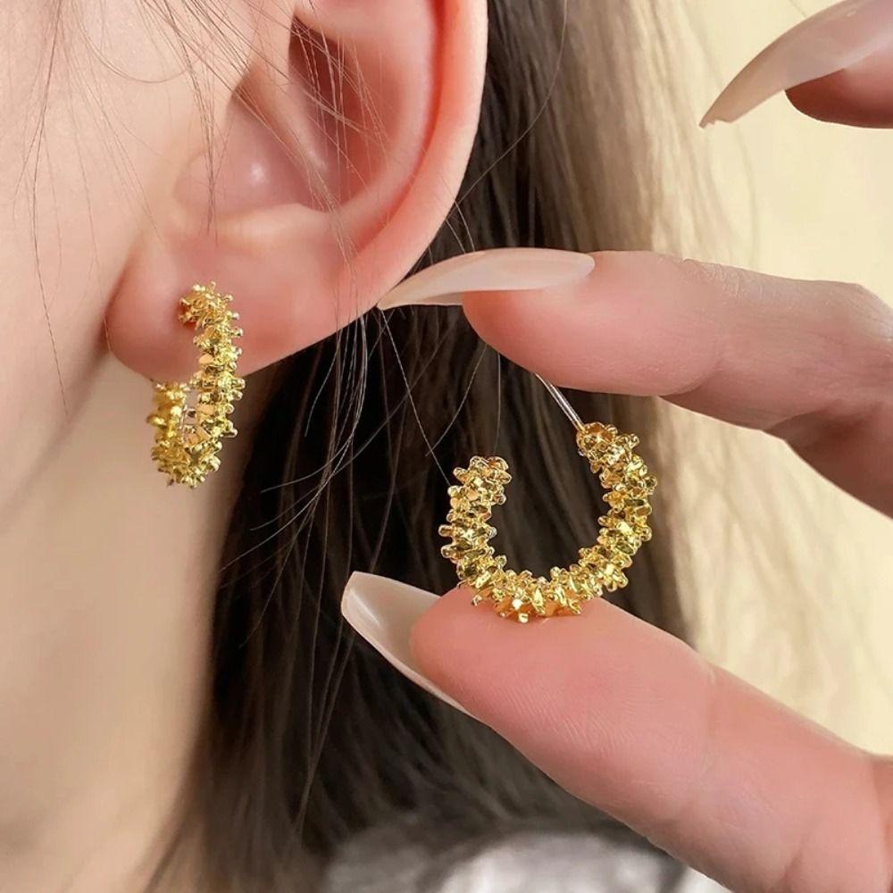 Alloy C-Shaped Earrings Wave Vintage Twisted Earrings Shattered Silver C-shaped Earrings Women