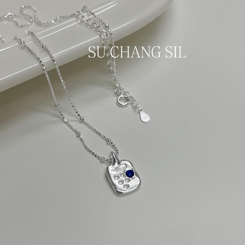 Su Chuang S925 Sterling Silver Grape Square Pendant Necklace with Blue Zirconia for Women, Korean Elegant Design.