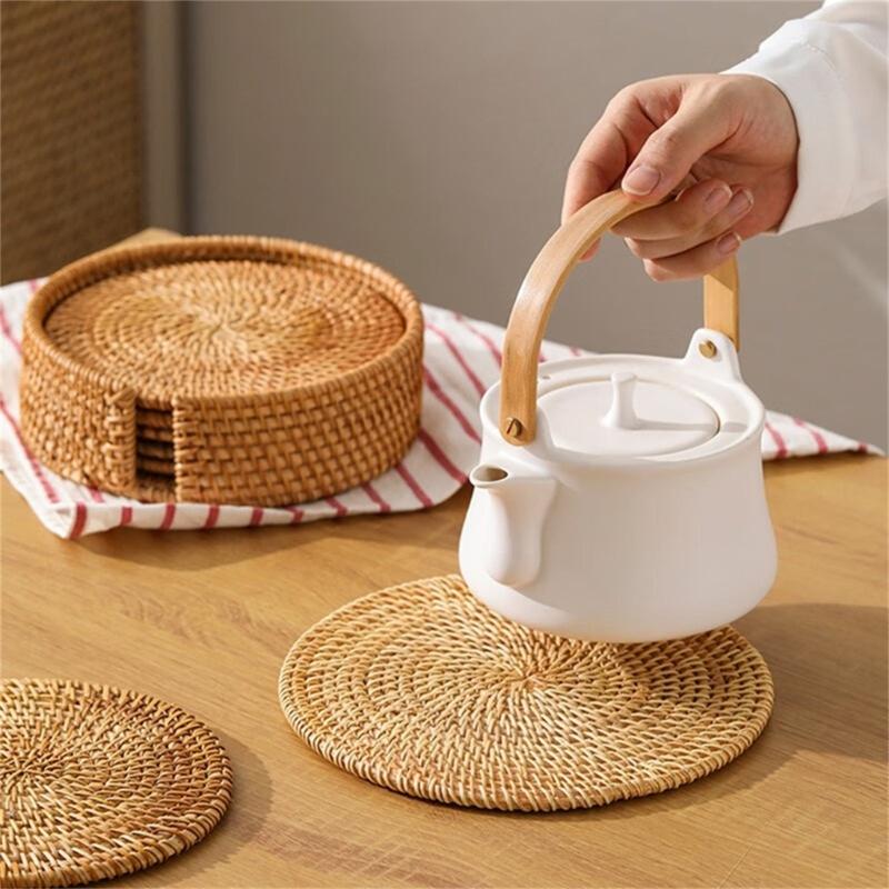 Handgemachter Rattan Teeuntersetzer Eleganter Rattan Teeuntersetzer Zarte Tassenuntersetzer Geeignet für verschiedene Anlässe