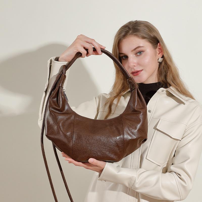 Casual Pleated First Layer Cowhide Shoulder Dumpling Bag Women's Leather Commuter Senior Sense Croissant