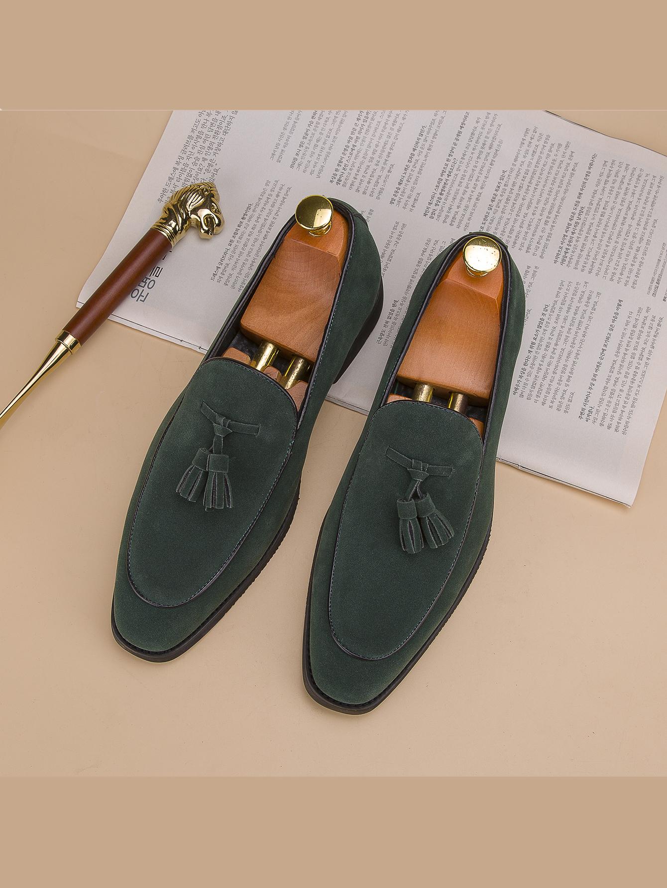 

Fashion Casual Plus Size Leather Tassel Loafers Branded Men Formal Business Leather Shoes Fashionable Korean Style Pointed Leather Shoes 46