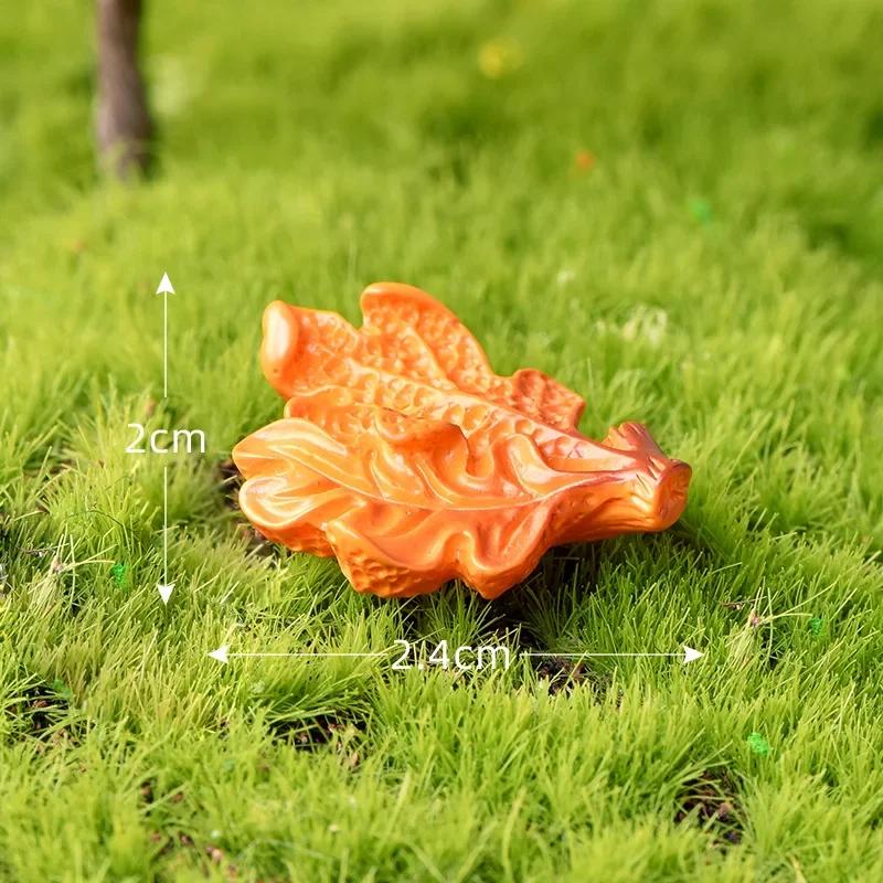 Cute Squirrel Pinecone House Maple Leaf Micro Landscape Garden Decoration Resin Craft Ornaments Livingroom Desk Decoration