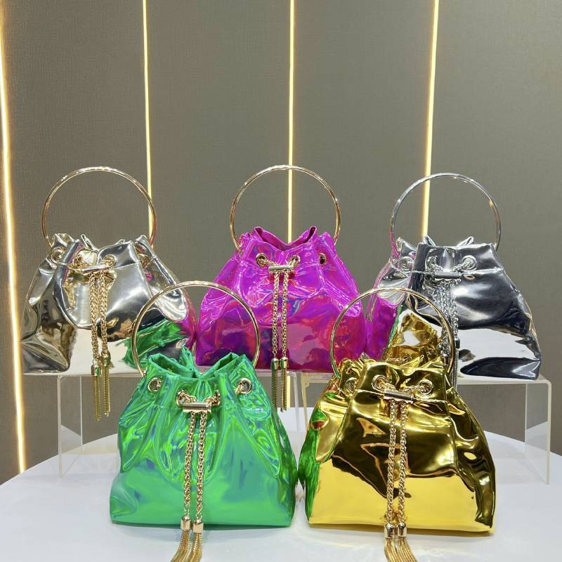 Pvc Water Bucket Bag With Chain For Daily Use And Evening Events