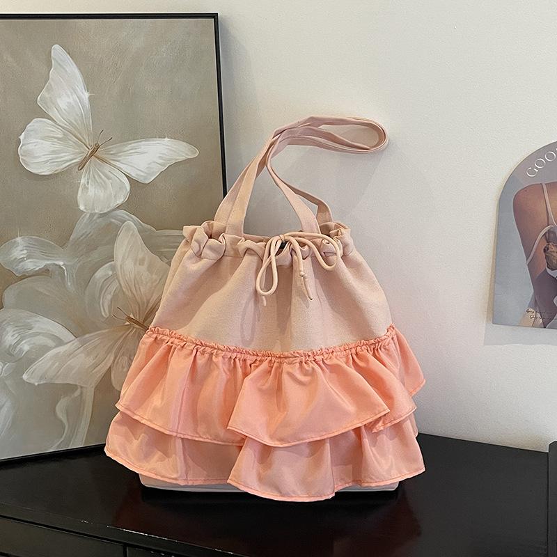 Fashion large-capacity bag women's new casual versatile canvas bag niche pleated shoulder tote bag