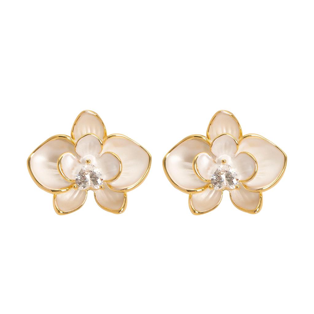 French Gentle Sweet Delicate Oil Drip Diamond White Petal Stud Earrings Women's Versatile Premium Earrings