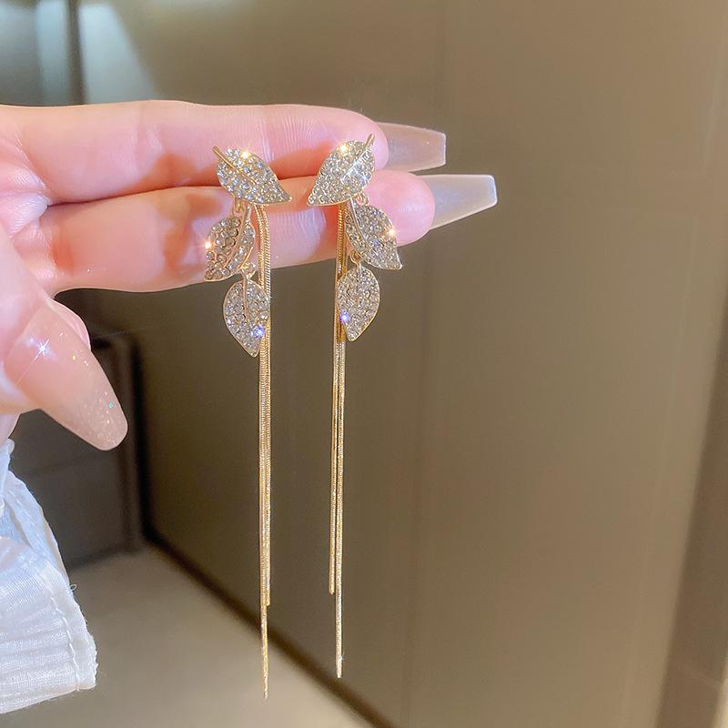 New Fashion Sliver Color Zircon Leaf Tassel Earrings for Women Delicate Elegant Long Personality Earrings Wedding Zircon Gifts