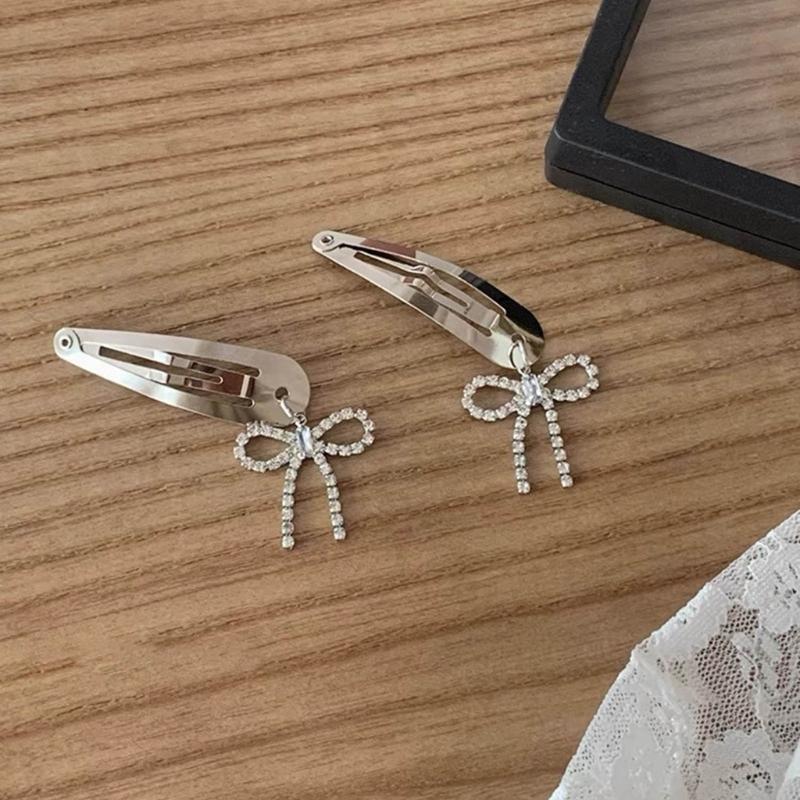 Eleganter silberner Schleifenknoten-Haarclip-Anhänger, unverwechselbarer Haarclip mit einzigartigem Zirkon-Schleifenknoten für modebewusste Personen