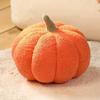 3D Stoffkürbis Kissen Flauschiges Plüschkürbis-förmiges Dekoration Herbst Thanksgiving Halloween Kissenkissen Weicher Überwurf für Sofa