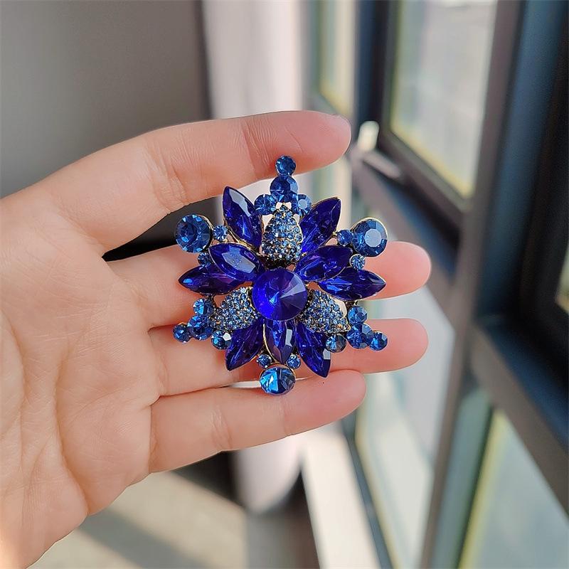 

Винтажная мода геометрическая стеклянная брошь сплав горный хрусталь брошь пальто булавка аксессуары