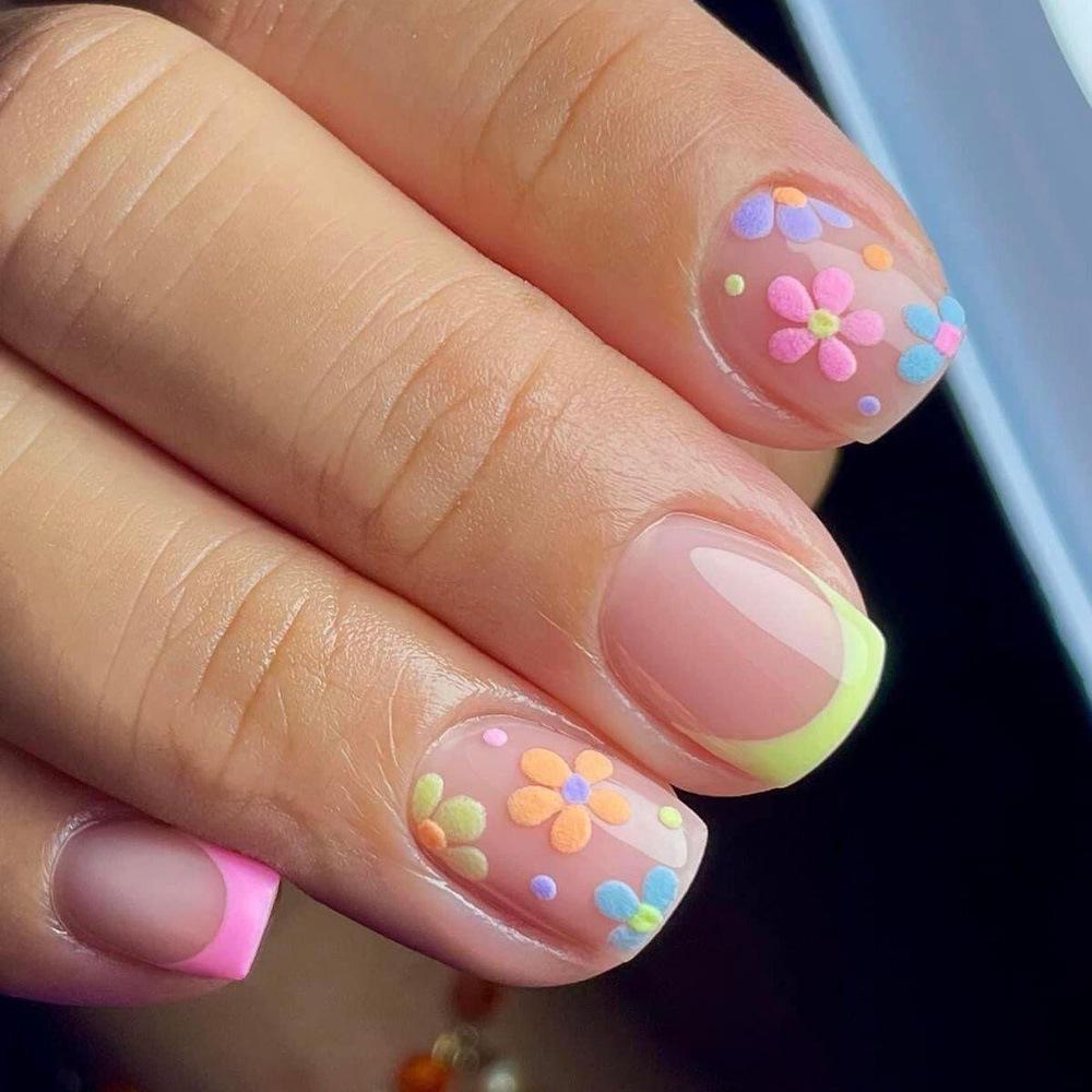 

Detachable Short French Style Nail Tips with Colorful Flower Stickers