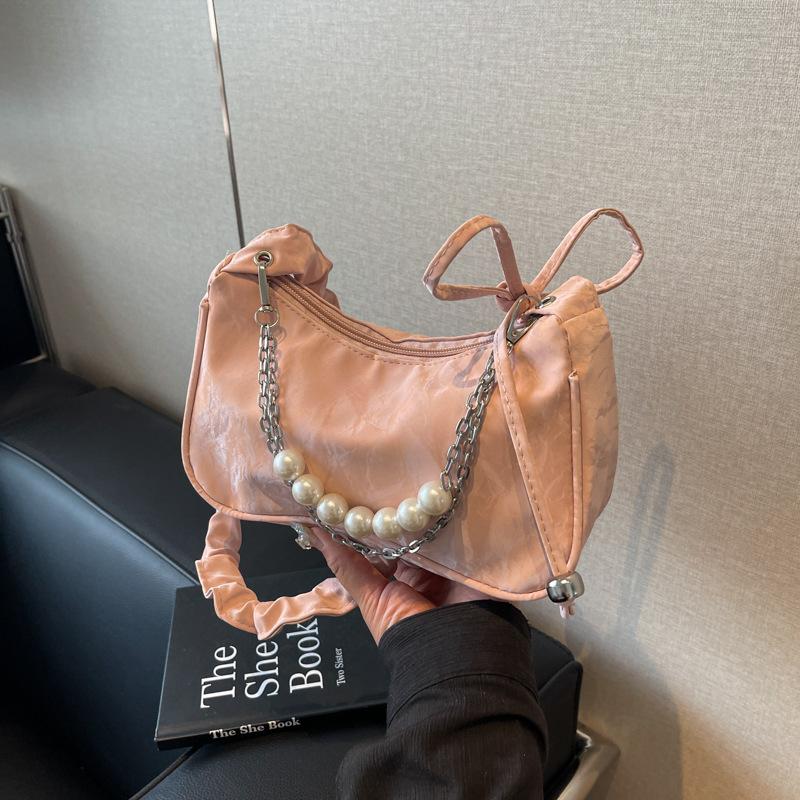 High-Value Pleated Underarm Bag Women'S Summer Shoulder Messenger Bag Fashion Pearl Chain Baguette Bag