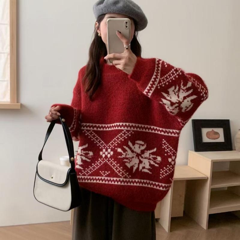 Vintage Christmas knitted pullover sweater for women's red autumn and winter new lazy wind loose soft waxy knitted sweater for women