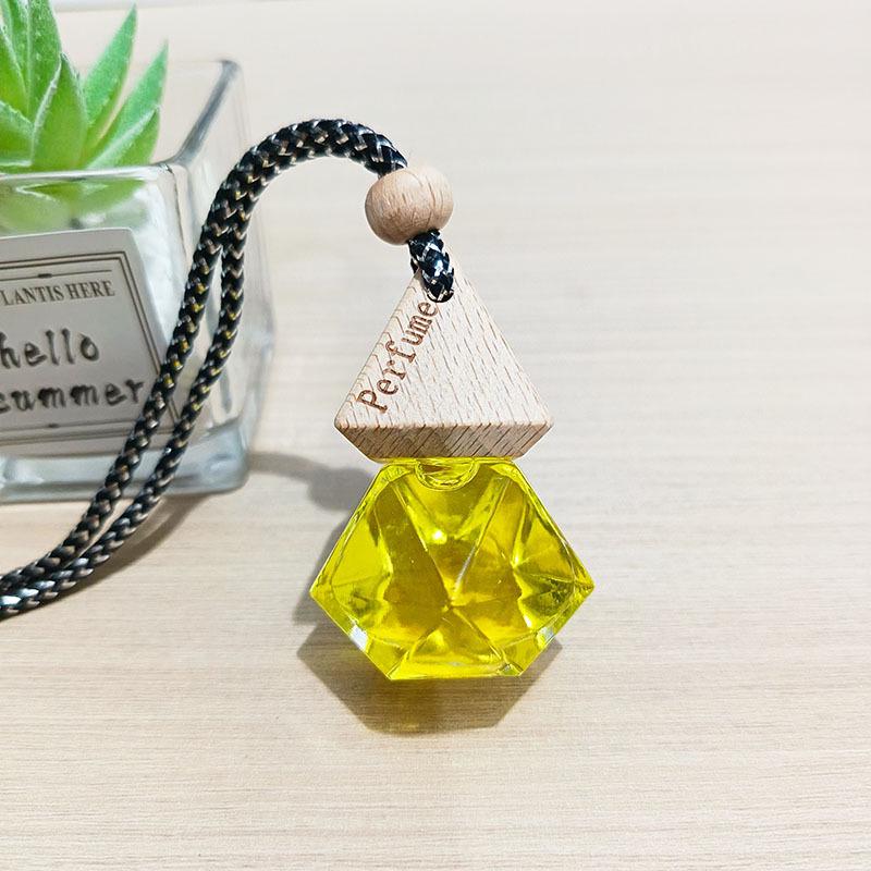 Tikok Diamond Black Line Car Perfume Pendant: Rearview Mirror Aromatherapy Decoration