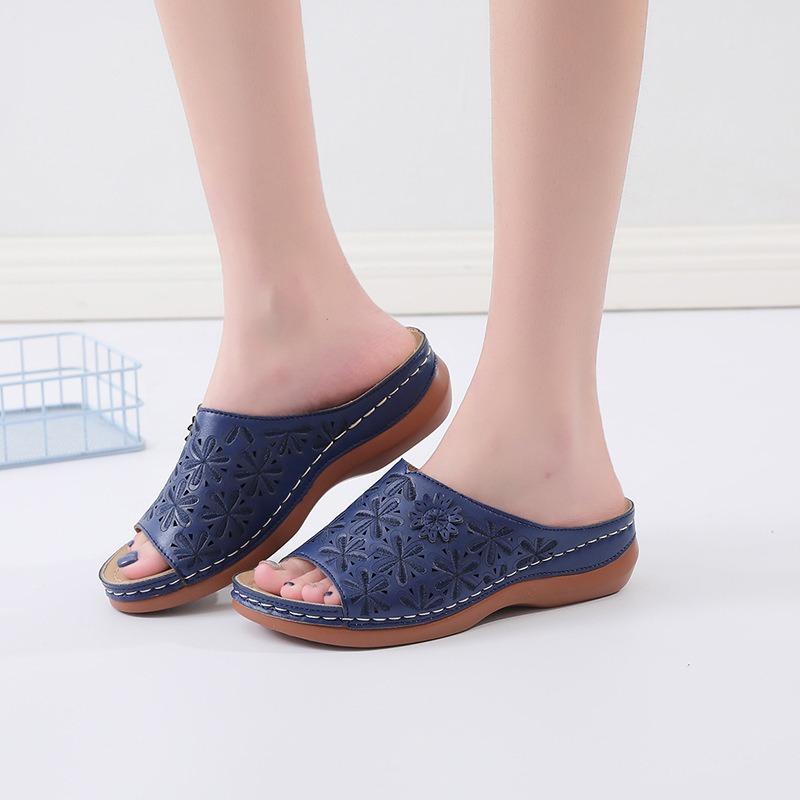 Summer New Retro Solid Color Hollow Wedge Heel Comfortable Large Size Cool Slippers Women