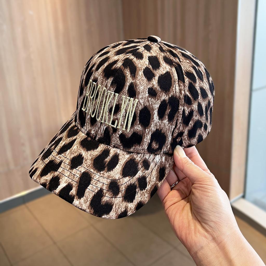 Men'S And Women'S Fashion Leopard Print Spot Pattern Baseball Cap Retro Hip Hop Casual Sunscreen Cap