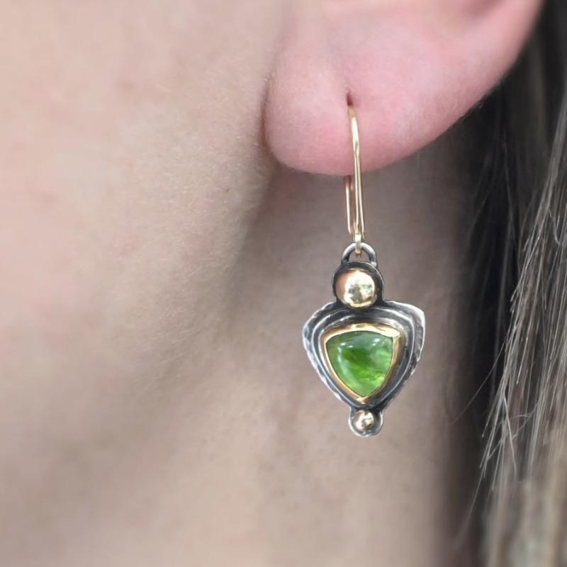 Vintage Triangle Inlaid Green Stone Earrings Geometric Creativity Silver Color Dangle Earrings for Women Jewelry