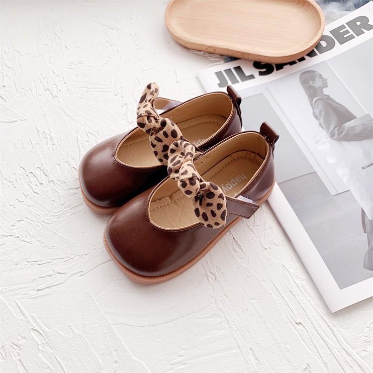 

Детская обувь для девочек Мэри Джейн Леопардовые туфли принцессы с бантом Весна Новые квадратные кожаные туфли Zapatos Para NiÑA 21-insole13cm коричневый