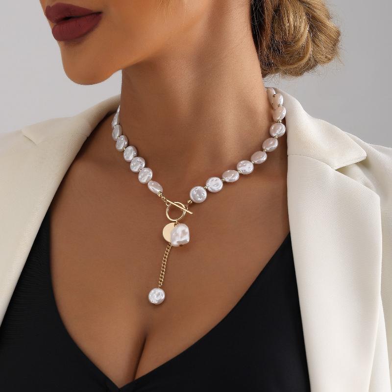 1pc Fashion String Imitation Pearl Moon Disc Pendant Necklace, Suitable for Women's Daily Party  Gifts