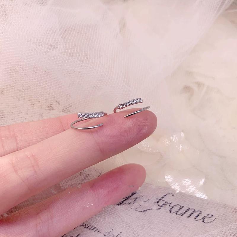 Beixi S925 Sterling Silver French Niche Design Elegant Earrings for Women 925 Silver белого золота