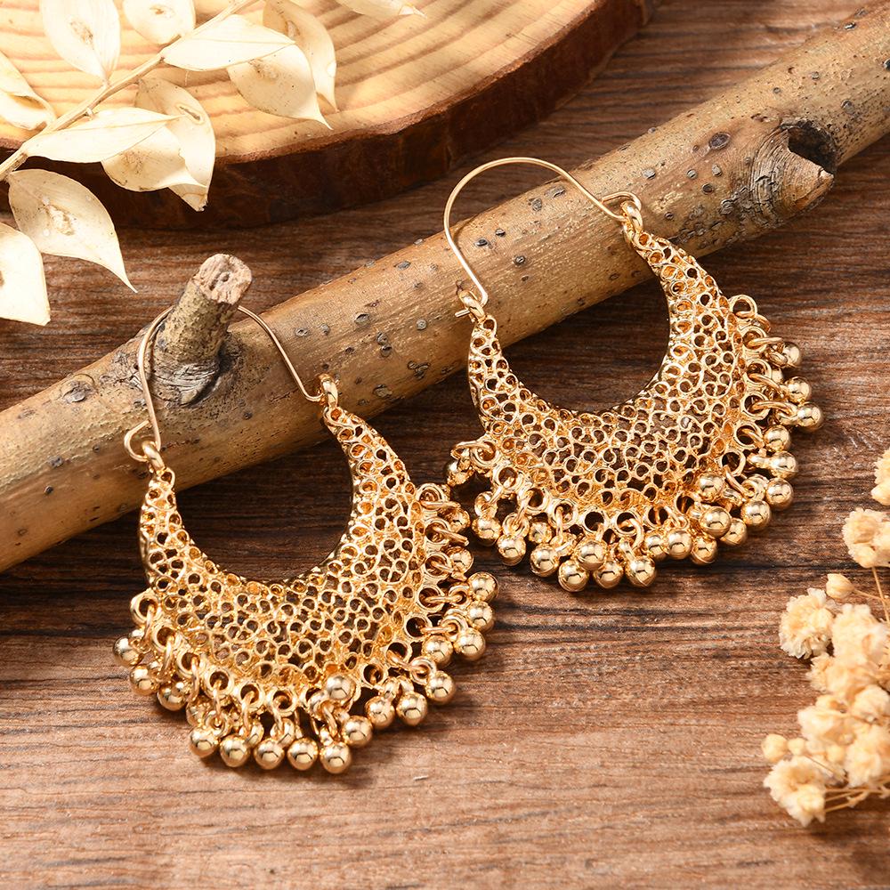 Copper-Plated Gold Zircon Hoop Earrings with Pearls - Elegant and Luxurious Design