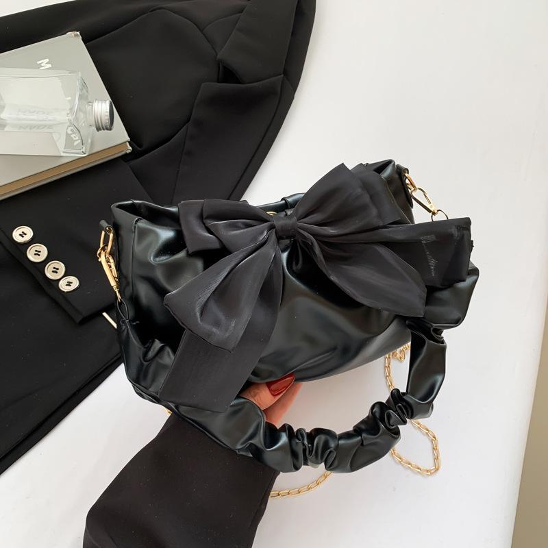 

Summer new beautiful fashion armpit bag summer sweet solid color bow shoulder bag messenger bag чёрный