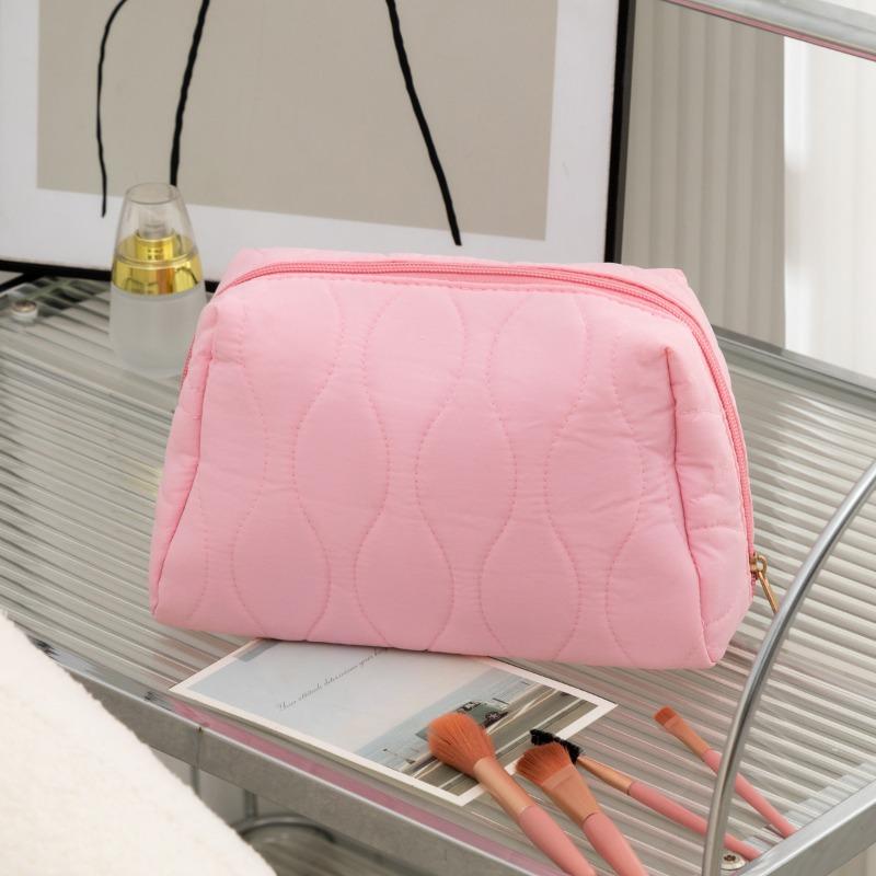 Girl Waterproof Makeup Bag Travel Cosmetic Pouch with Zipper Quilted Toiletry Organizer for Women Portable Makeup Brushes Case