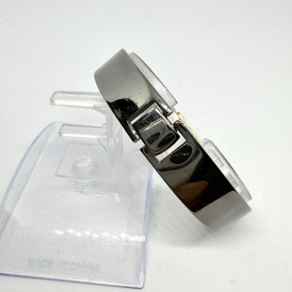 New Battery SEIKO Bangle Watch Square Seiko Quartz Watch Included. 1E20-5750 Women's Working.
