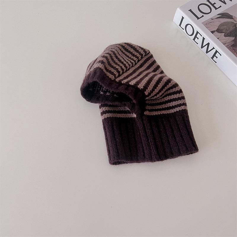 

Korean Style Striped Knitted Baby Hat - Warm Wool Windproof Design for Autumn & Winter