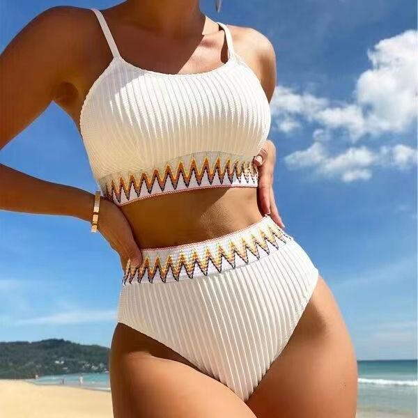 2024 Stylish European & American Sleeveless Bikini Set for Hot Springs & Beach Vacations