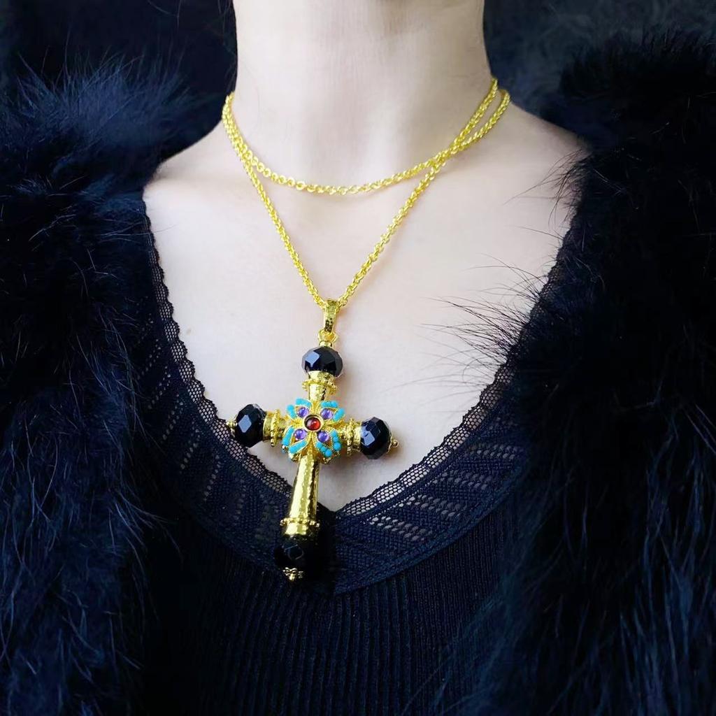Retro Cross Pendant Multi-color Necklace for Sweaters Chain Jewelry Accessoy