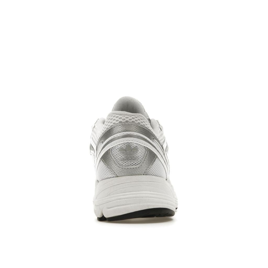 Adidas Astir Hvit Sølv Metallic Sneakers for kvinner Cloud-White GY5565