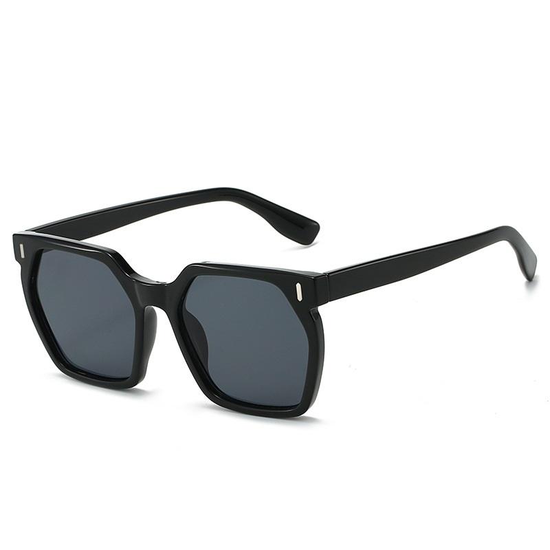 Ins Popular Stylish Square Sunglasses Women Retro Color Gradient Frame Rivets Shades UV400 Men Sun Glasses Party Travel Beach Quality