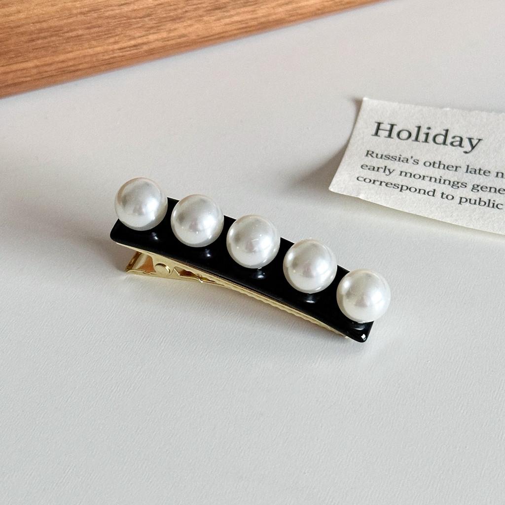 Chic French Style Pearl Embellished Acetate Hair Clip For Women High-end Fashion Accessory