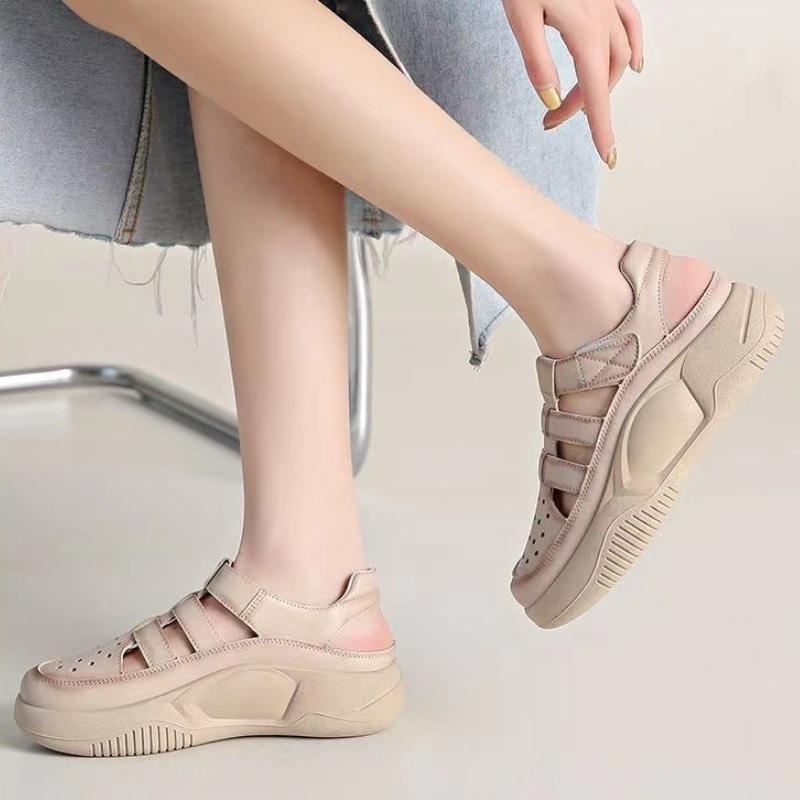 Fashion Thick Soled Woman Shoes 2026 Summer New Round Versatile Women's Sandals Comfort Anti Slip Women Beach Shoes Zapatos