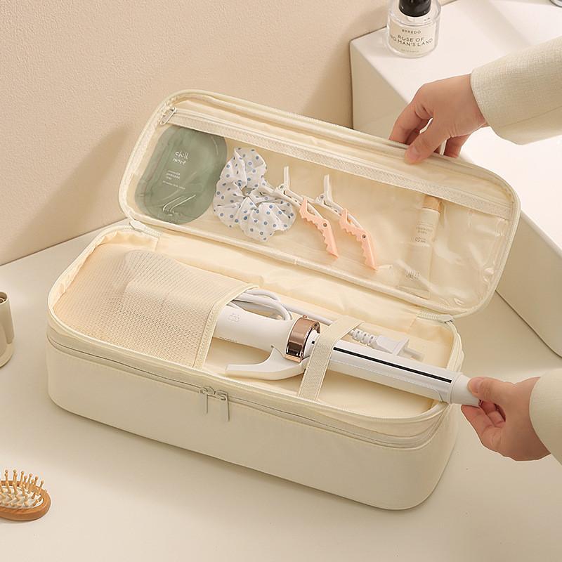 Doppellagige Aufbewahrungstasche aus Nylon für Haartrockner mit Trennwänden zur optimalen Organisation im Badezimmer