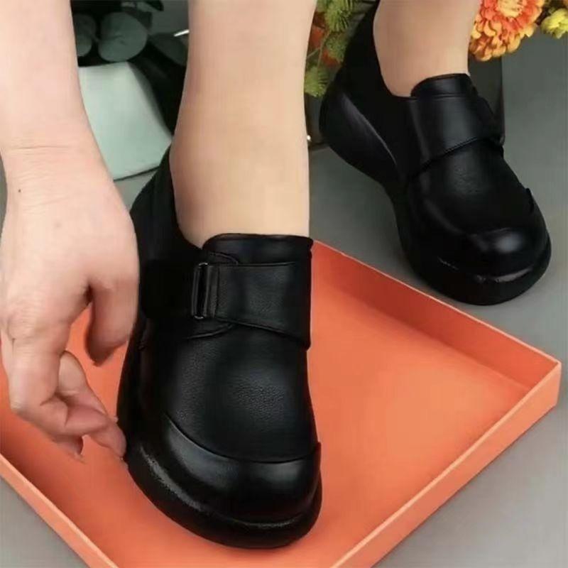 Frühling, Sommer und Herbst – Keilabsätze für Mütter, Frauen mittleren Alters und Seniorinnen. Bequeme und weiche Sohlen. Lässige Doudou Loafu Damenschuhe für Mütter.