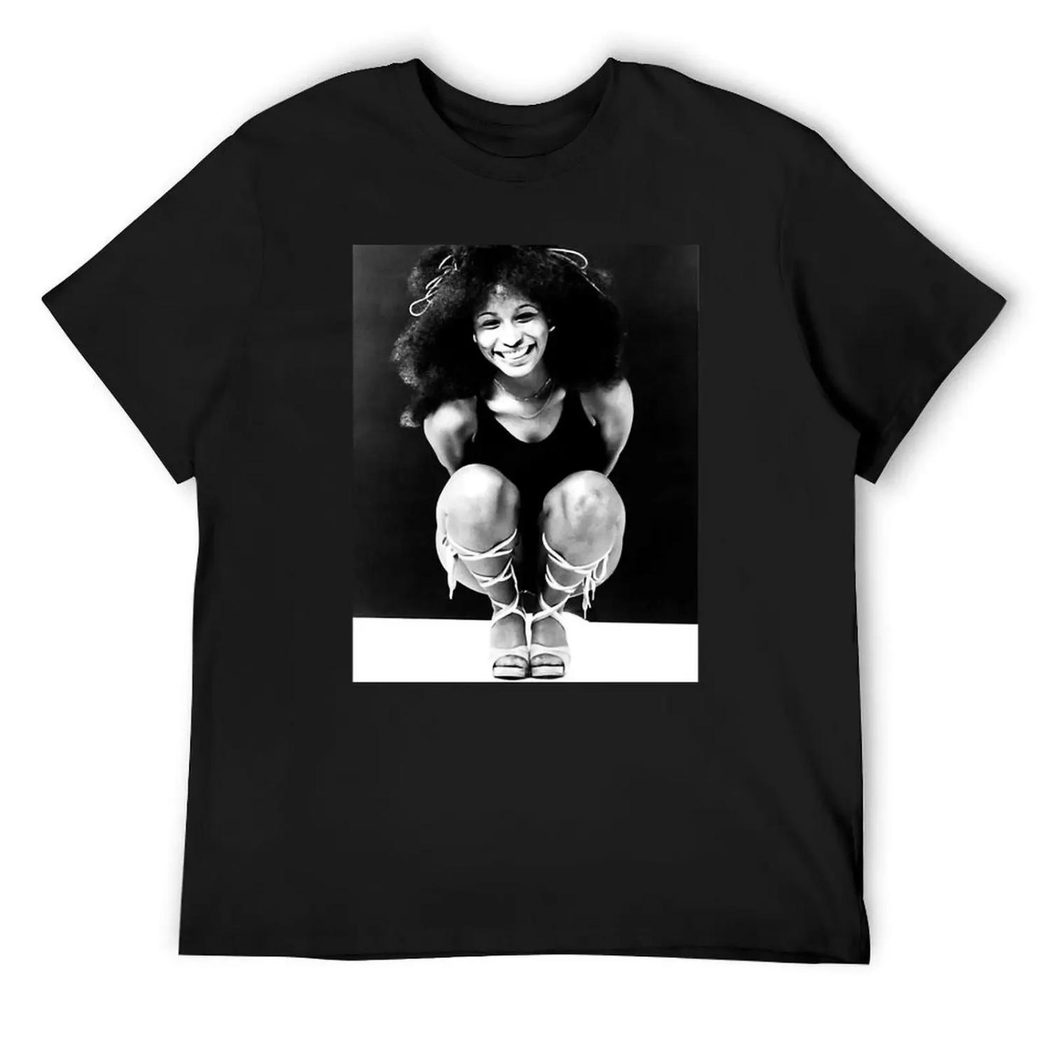 Чака Хан Сцена Автор песен Вокалистка Фанк-группа Rufus Королева Фанка Песня Ретро Футболка футболки мужские графические футболки S