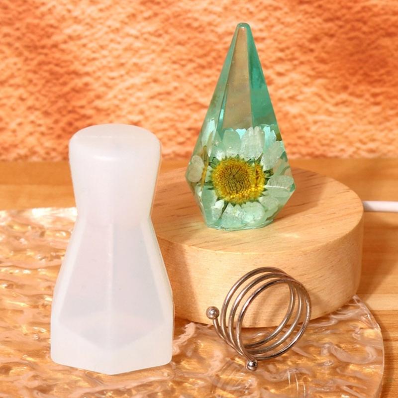 Ringe Kegel Harzform,Ringe Halter Silikonformen für Epoxidharz,Ringe Kegel Pyramide Silikon Harzform DIY Ringständer