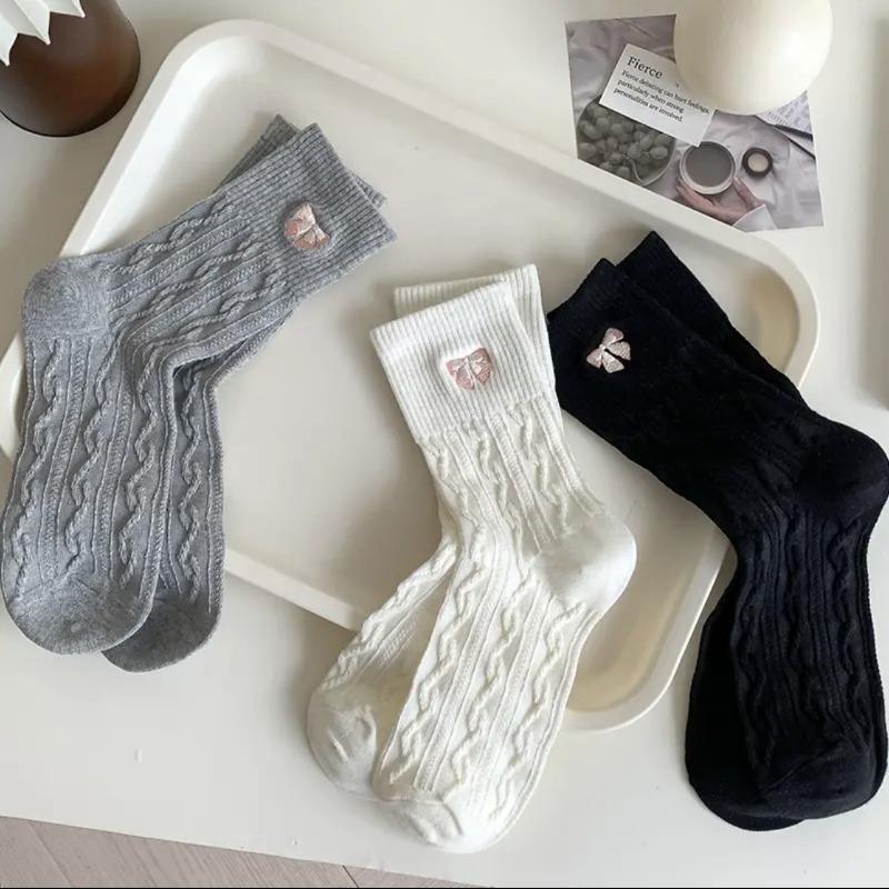 5 Pairs of Female Spring and Autumn Sweet Bow Pure Color Hemp Pattern In The Tube Pile Pile Cotton Socks