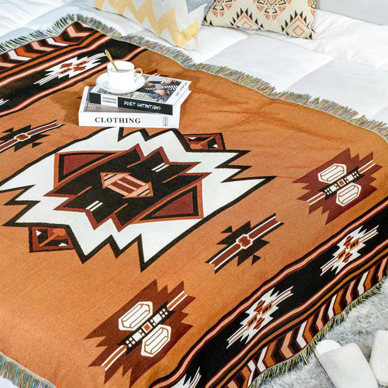 Σκανδιναβικό Διπλής Όψης Πλήρους Κάλυψης Κάλυμμα Καναπέ και Σετ Καλύμματα Μαξιλαριών