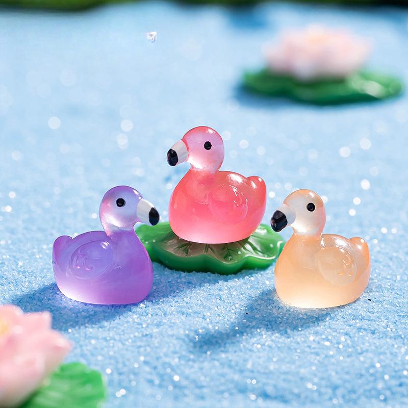 Cute Glow-in-the-dark Flamingo Resin Widget Micro Landscape Succulent Pot Diy Decorative Accessories