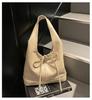 Koreanische, stylische Handtasche mit großem Fassungsvermögen und Schleifenverschluss – trendiges Design für Damen