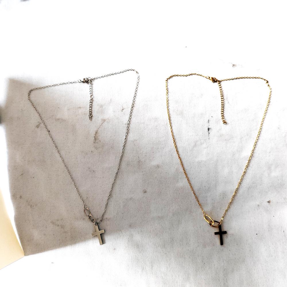 Exquisite Hand-Polished Titanium Steel Cross Pendant Necklace with Stainless Steel Collarbone and Square Wire Chains