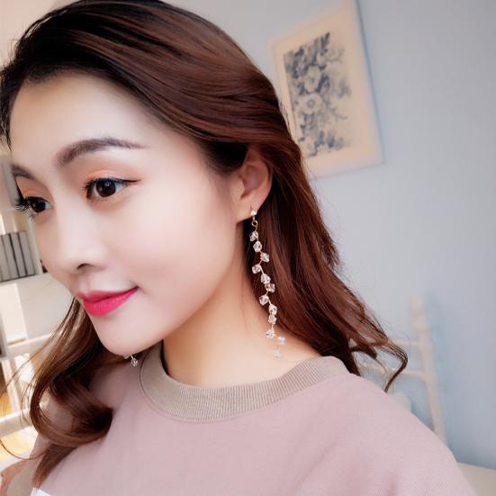 Women Design Beaded Grape Dangle Stud Rhinestone Long Earrings Fashion Jewelry