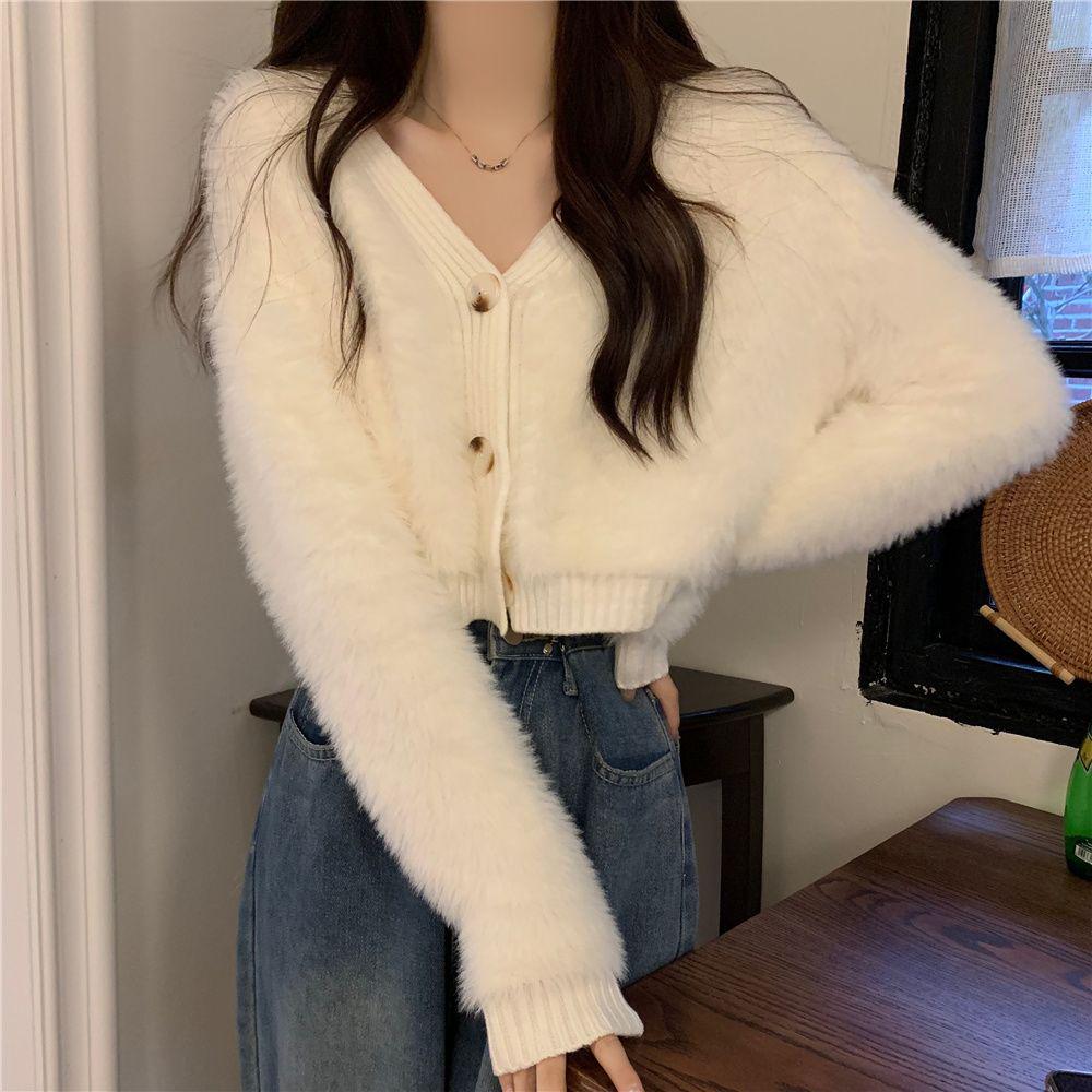 

2024 Chic Plush V-neck Knit Cardigan – Women s Autumn Stylish Slim-Fit Sweater XL білий