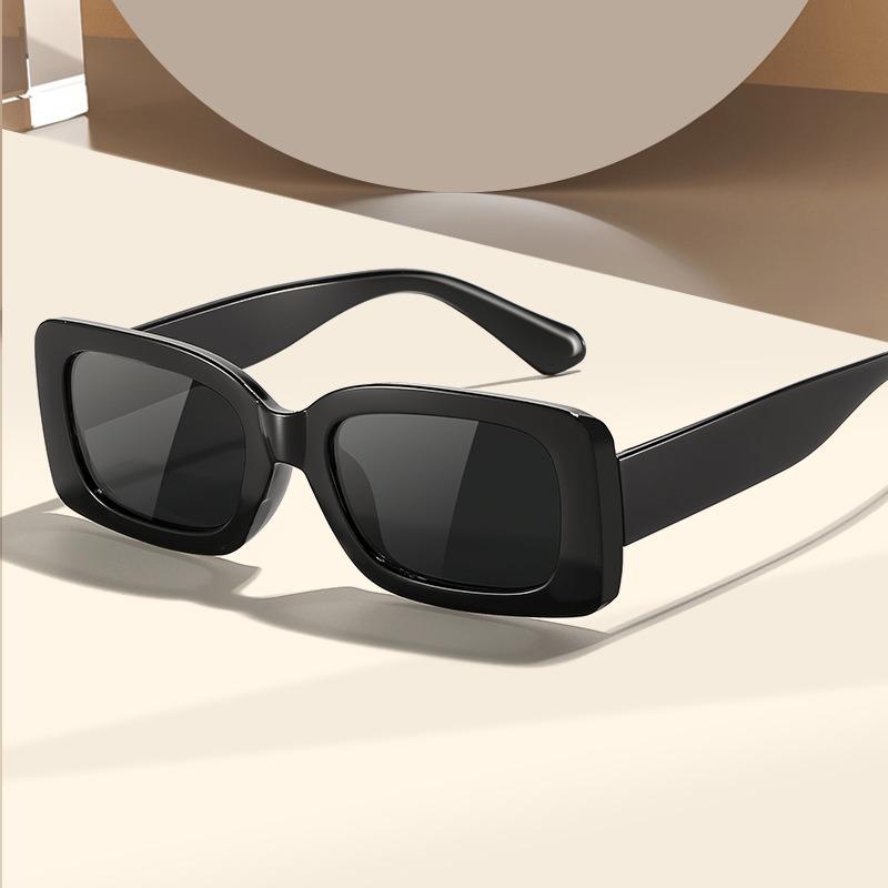 Vintage Square Sunglasses Men Women Fashion Brand Designer Sun Glasses Male Female Retro Black Frame Mirror