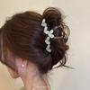 8cm Plastik Transparent Herzförmige Haarspangen Damen Einfache Krabbenhaarspangen Pferdeschwanz Haarnadeln Mode Haaraccessoires